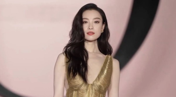 倪妮兰蔻直播cut 松弛又美丽的仙女倪妮！ 芒果娱乐
