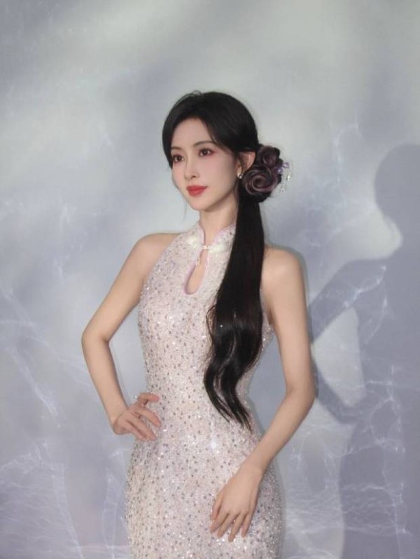 孟子义侧编发很别致。