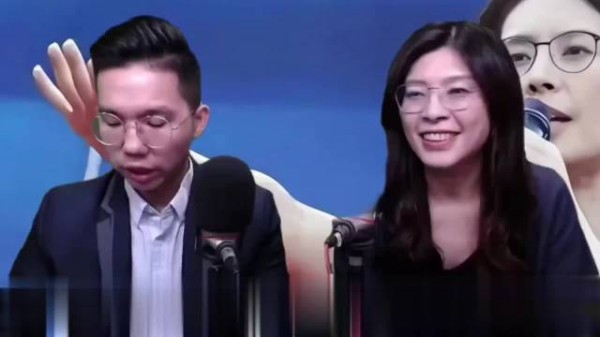 郑丽文谈收车马费等传言：80%不是事实，包括挺我的