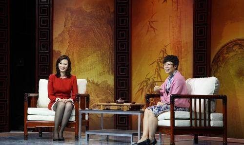 继于丹之后,又一国学大师上节目时“露馅”,因一首古诗打回原形