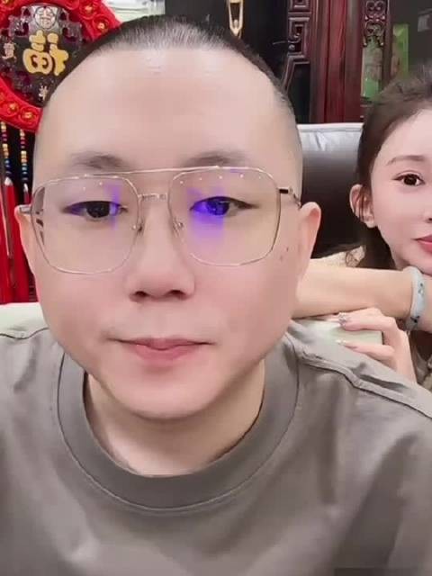 天佑要求王小源宣传幸运星避免被指协议假人