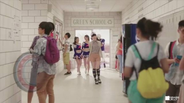 华语乐坛历史上首个破亿MV,当年火得一塌糊涂!