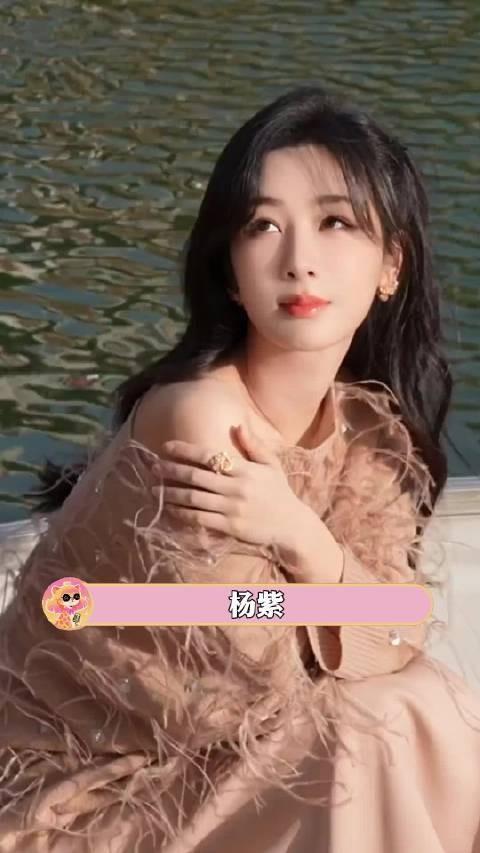 与其说杨紫“旺男主”,不如说她更“旺自己”