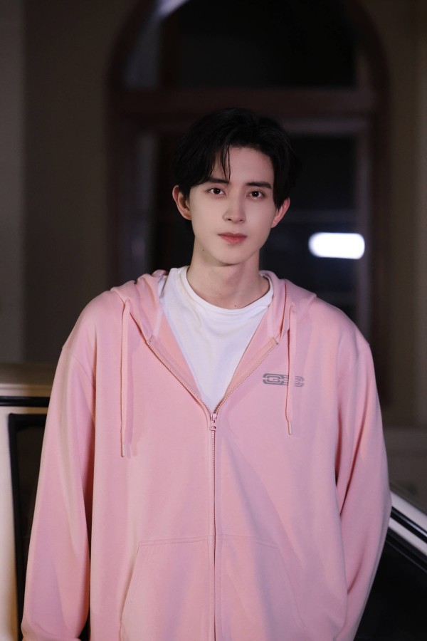 敖瑞鹏方发严正声明:跟车系非法行为,事发后已立即报警处理