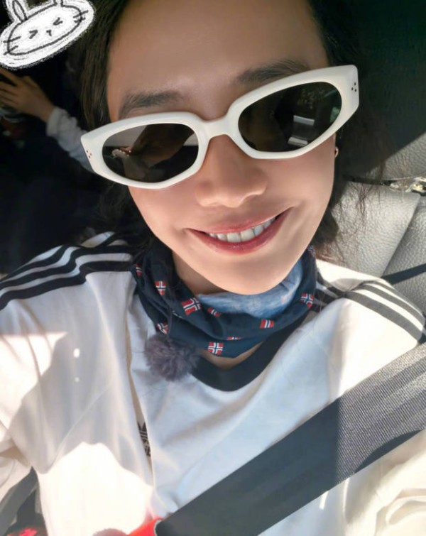 马思纯《花少7》活力全开！晒旅行照分享蹦极勇敢一跃