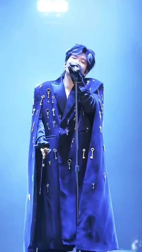 杨和苏新歌<a target=