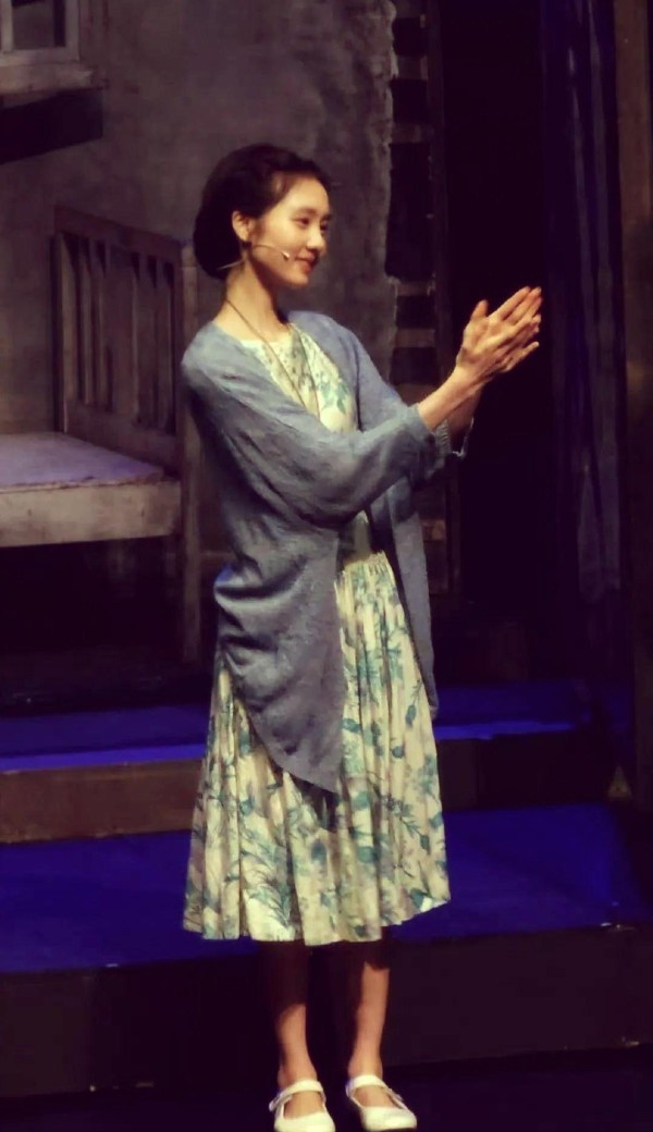 星二代成长之路：从媒体焦点到个人突破