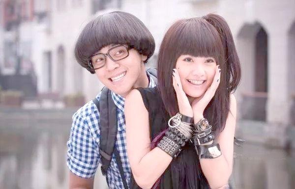 杨丞琳与罗志祥荧屏重聚：经典合影背后的友谊与期待