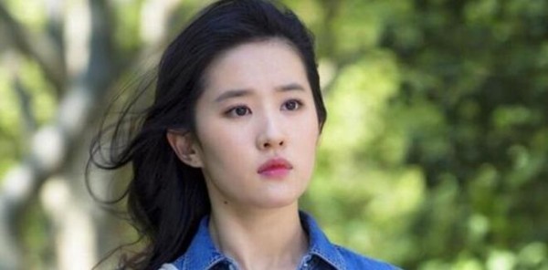 为什么讨厌入美籍的明星?看到宣誓词,果断放弃追星! ?