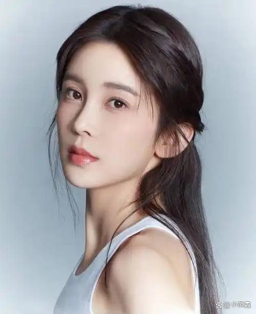 赵樱子直播高调回应与陈晓绯闻：赞其“最欣赏” 自称“社牛配社恐”