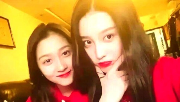 章同童的独立道路：从星二代到从容选择的坚韧女性