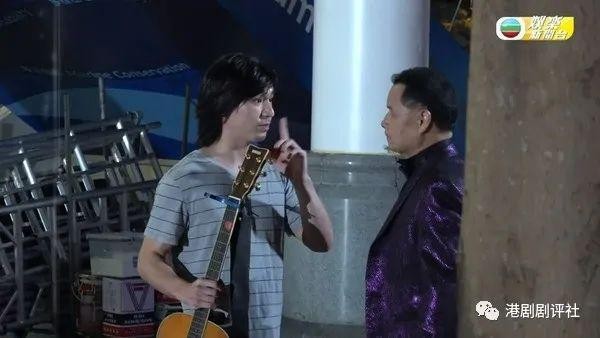 71岁TVB男星客串《爱回家》，戏内与儿子同框演出，直言很梦幻