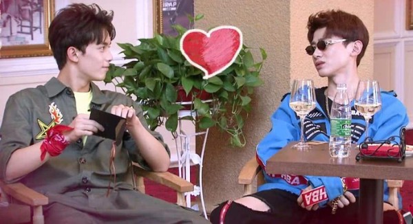 娱乐圈舔铁杆他们,对方任何秘密彼此都了解,网友:宛如双生子