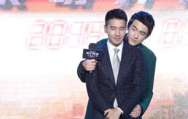 娱乐圈舔铁杆他们,对方任何秘密彼此都了解,网友:宛如双生子