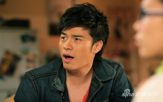 明星关系揭秘：李冰冰帮李小璐洗碗