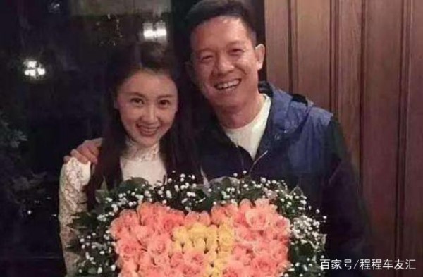 夫妻俩人脉撼动娱乐圈半壁江山,如今面临破产,用豪车还债!