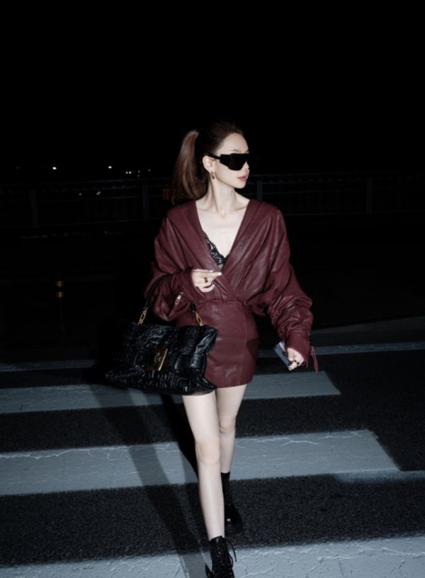 戚薇夫妇带儿子巴黎逛街,李承铉180高个,圆寸素颜仍帅的很突出