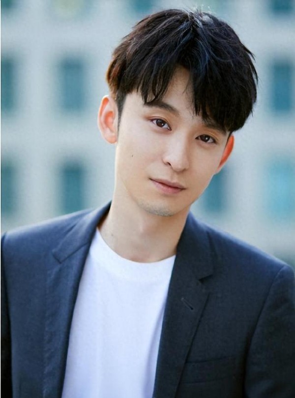 董子健资源逆天！孙俪赵丽颖力捧，亲妈王京花是幕后推手