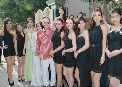 香港最风流的男明星:女朋友是陈冠希的100倍