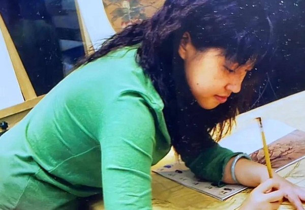 央美国画才女下嫁烟台,铁兜爸妈:咱家配不上!网友:铁兜高攀了