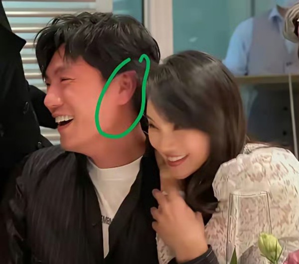 秦昊烦了倒不是因为快60岁的伊能静还那么矫情而是因为伊能静对庾澄庆和对秦昊的婚姻