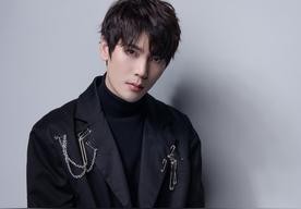 简弘亦身高是多少,简弘亦有多高