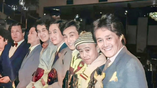 1992年的春晚盛况难再现，两岸关系缓和，港台明星井喷式增加