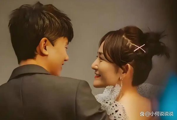 谢娜谈理想的亲密关系，称和张杰是爱人也是朋友，不可能在孩子面前吵架