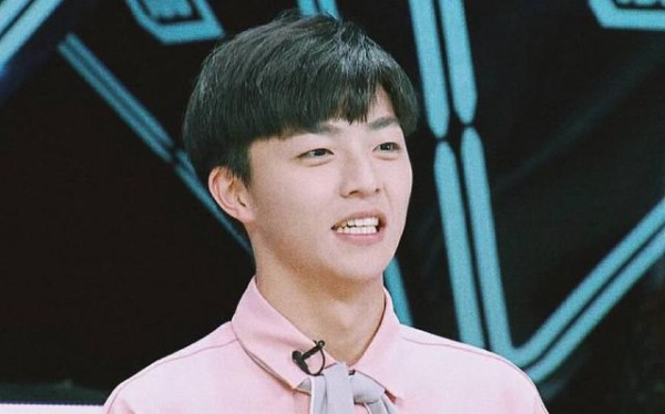 陈立农李晨关系怎么样？看他俩在节目中的小动作就知道一二了