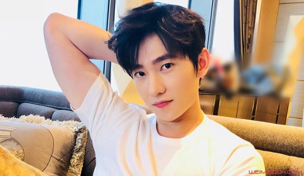 杨洋捐献赔偿金怎么回事,揭杨洋与李易峰粉丝之间的恩怨