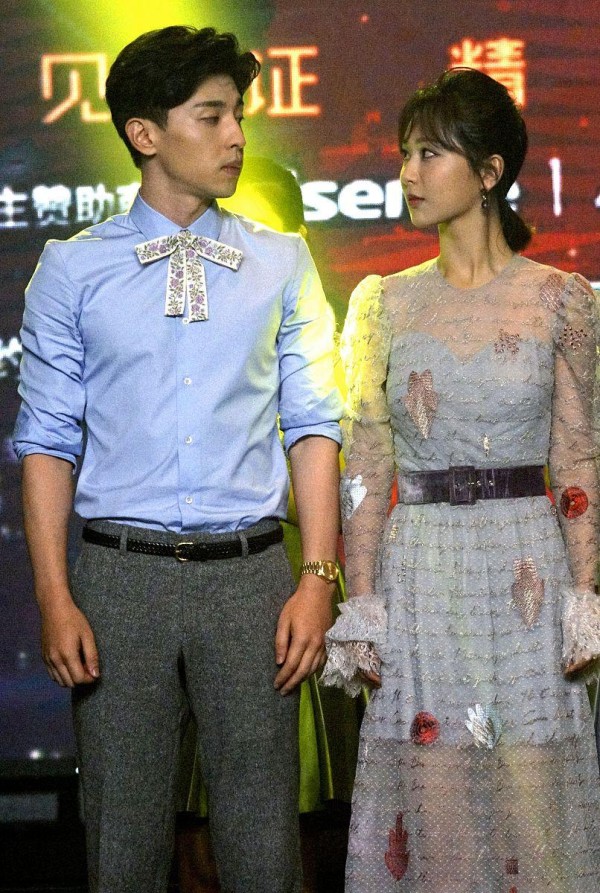 邓伦杨紫从挚友到陌路：一场由税务风波引发的娱乐圈友谊危机