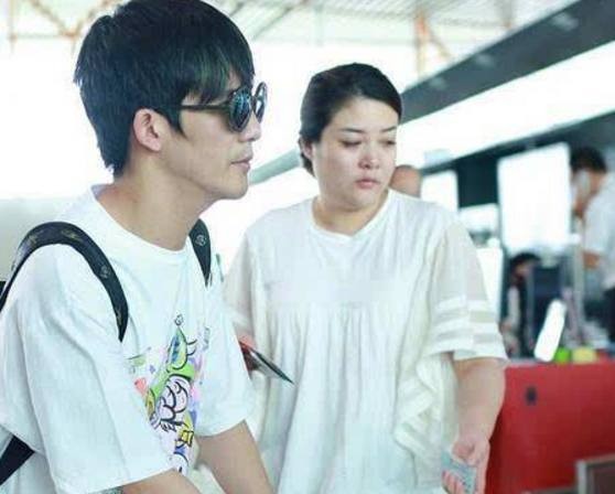 和经纪人是夫妻关系的4大明星,网友感叹:最后一个是真爱无疑