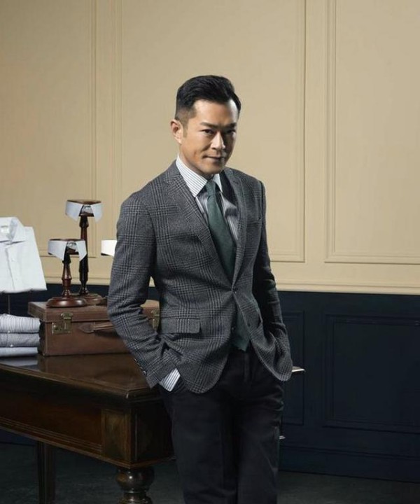 娱乐圈中无人敢惹的明星,家中都有“黑帮”背景,不知道会吃亏