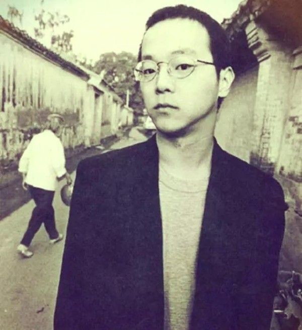 从唐朝乐队到崔健:十大摇滚明星的传奇历程