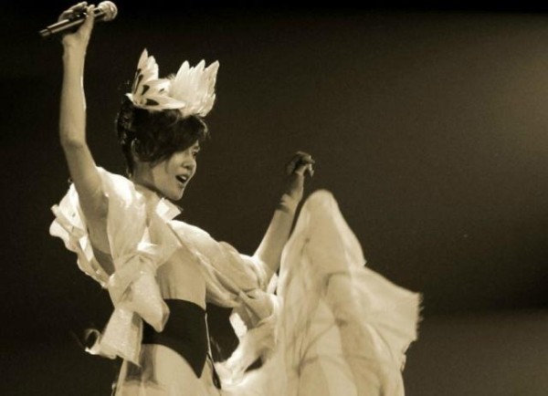 获封过天后称号的歌手,她们一旦红了就不会过气,歌曲旋律耐听