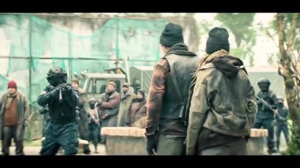 票房爆满狂揽40亿,这才是美国2025最牛逼枪战动作大片,没有之一