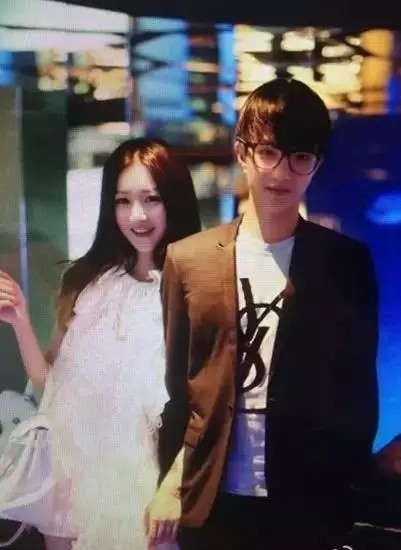 盘点:网红背后的男人们 王思聪、罗志祥为了她们甘当配角