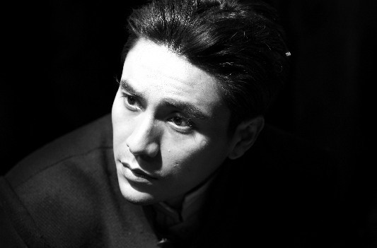 属龙的男明星:陈坤