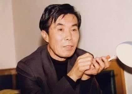 与赵本山决裂的明星: 范伟最决绝, 张纪中第三, 最后一位是少将