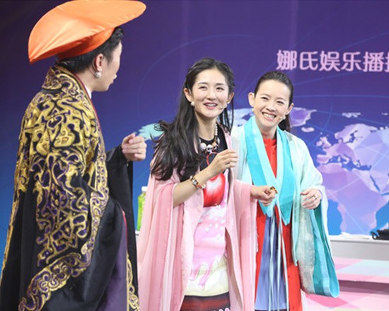 曾宝仪助阵谢娜