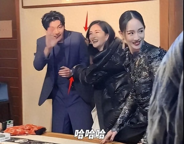 谢娜与许光汉同台互动,与许光汉亲密互动,张杰怎么看?