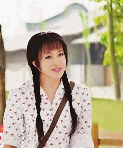 这些明星60多岁选择离婚, 陪伴了半辈子的另一半到底做错了啥?