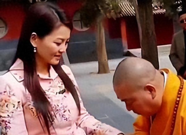 少林寺方丈出事牵连李湘,十年前采访视频被扒?