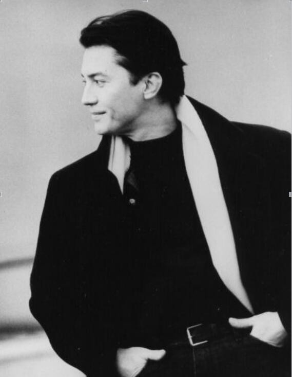 为什么说尊龙是贵族?尊龙和陈冲为什么没结