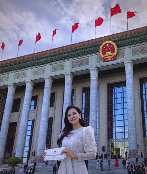 明星与两岸关系:故事与温度的交融