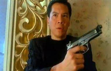 逼迫成龙下跪,67岁寿宴巨星云集,连首富马云都捧场,却唯独不敢招惹他