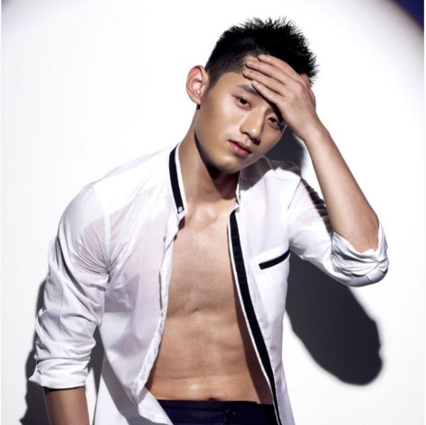 网传景甜陈柏霖在一起了?私下和张继科毫无互动?他俩明明很甜蜜