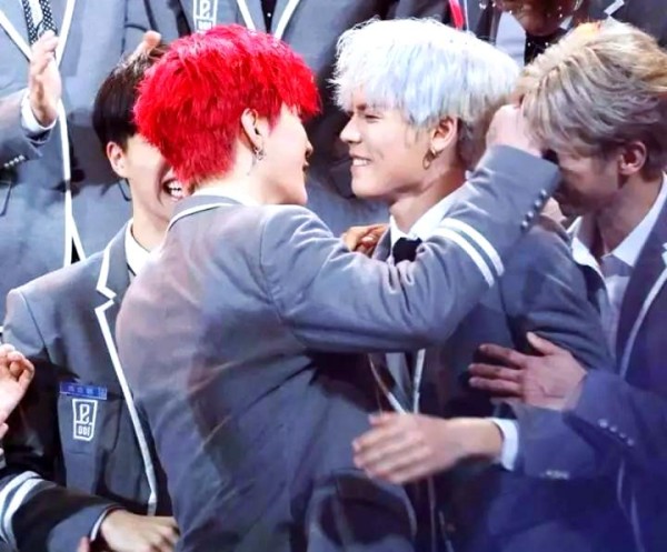 《偶像练习生》团队中的友谊与成就