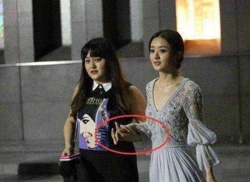 明星和助理的关系怎么样?郑恺送宝马,赵丽颖刘诗诗的助理最幸福