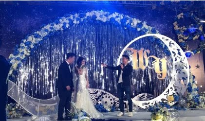 明星和助理的关系怎么样?郑恺送宝马,赵丽颖刘诗诗的助理最幸福